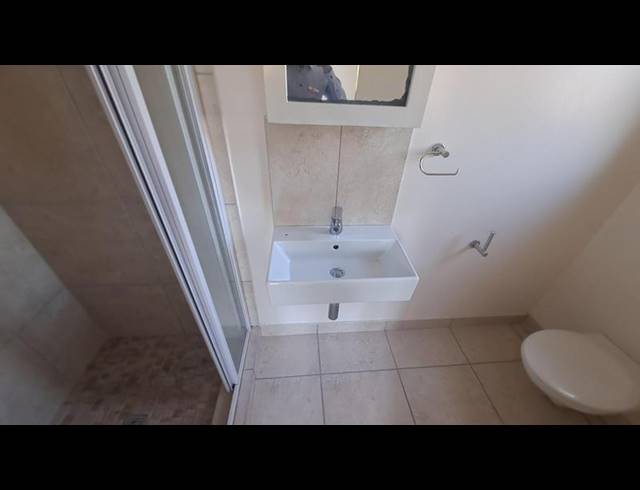 2 BEDROOM PROPERTY TO RENT IN UMBILO